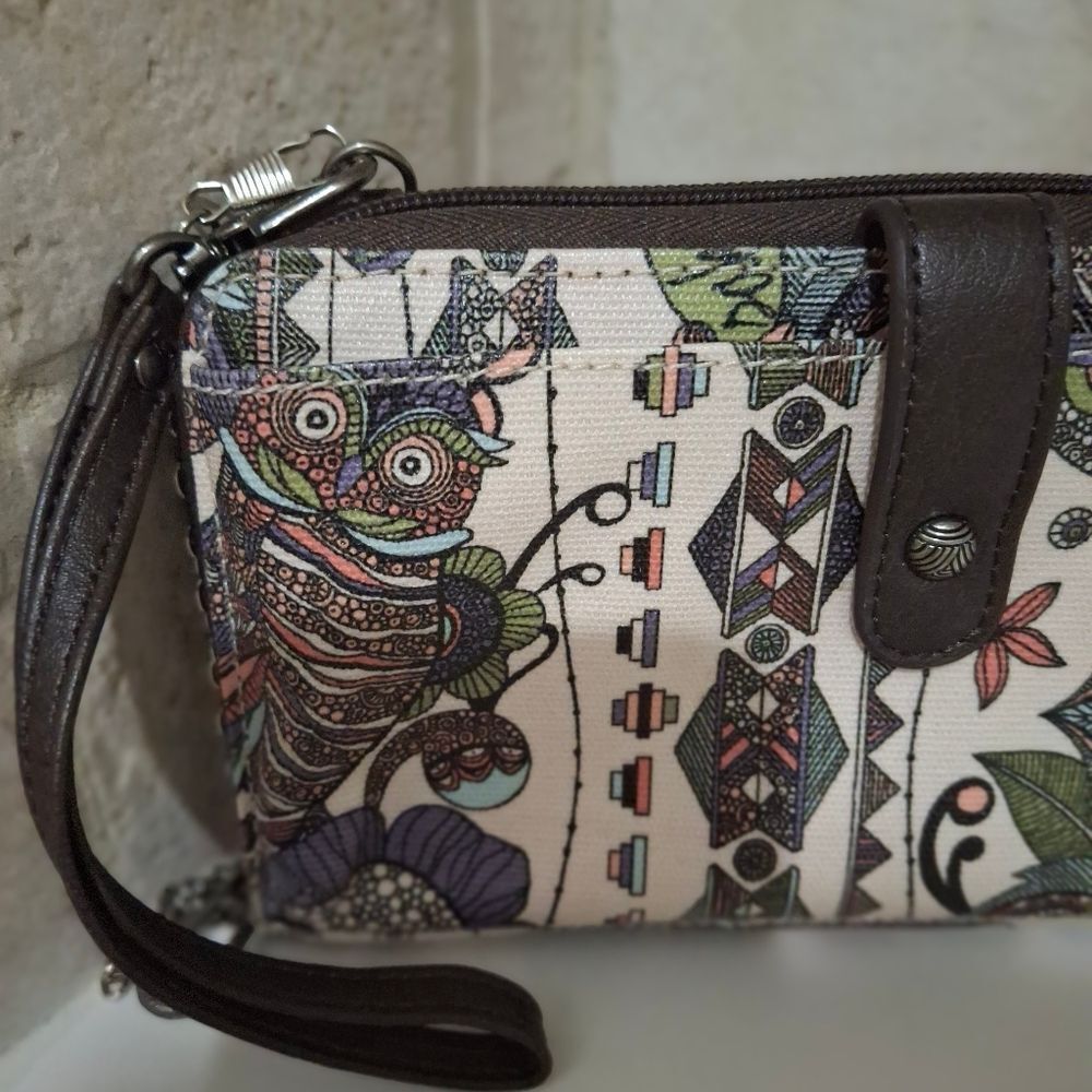 Sakroots Artist Circle Wallets - Picture 7 of 10